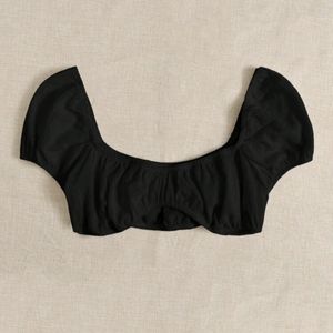 Black Super Crop Top